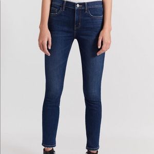 Current Elliott Stiletto Jeans in Reconnaissance